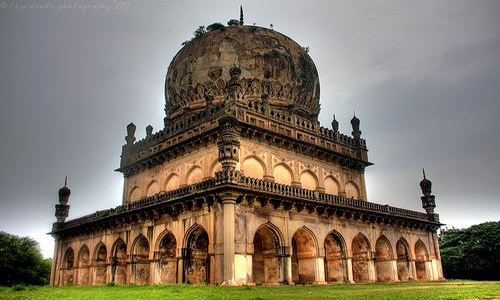 Qutub Shahi Tombs